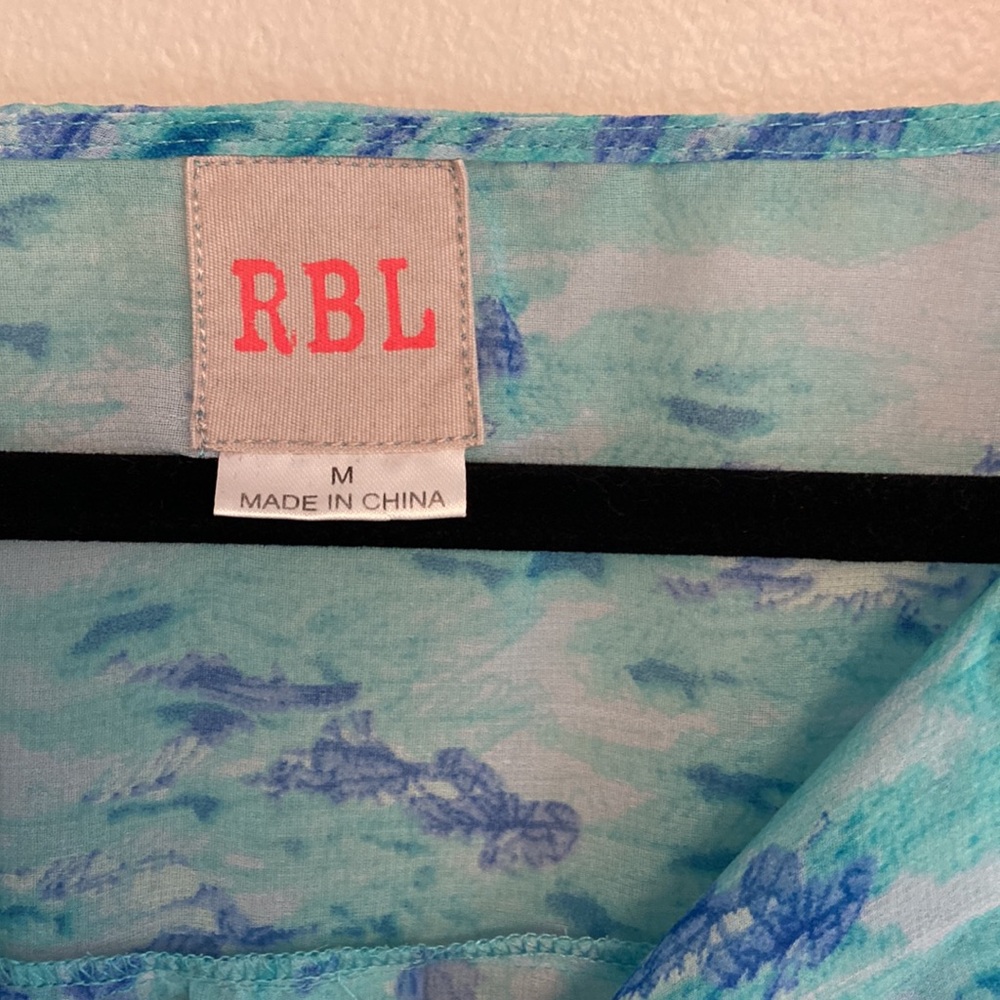 Blouse - Picture 2 of 4